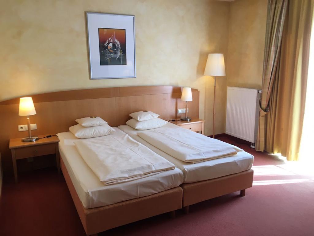 Businesshotel Heilbronn- Biberach Extérieur photo